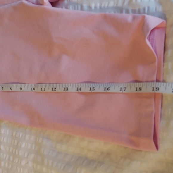 NWT Women's H&M Cotton Blend Pink Biker Shorts Medium - Picture 8 of 9